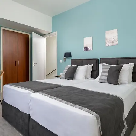 Mariani Renovated 2022 ,private Pool, Sea Views , Lindos 10 Mins,beach 3 Mins * Κάλαθος